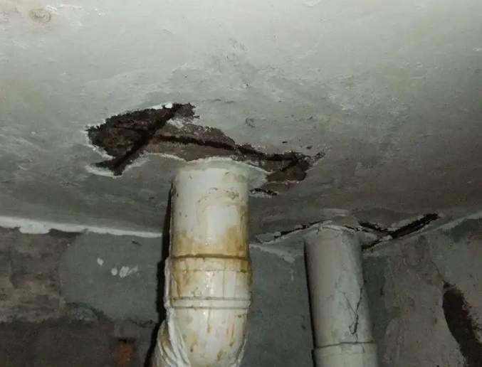 鹤峰卫生间漏水维修公司浅析鹤峰卫生间渗水维修的方法